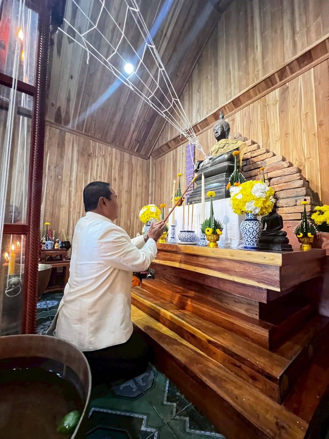 สำนักงานพัฒนาชุมชนอำเภอนาคู ร่วมพิธีเจริญพระพุทธมนต์ และพุทธาภิเษกเหรียญที่ระลึกอำเภอนาคู " 30 ปี "